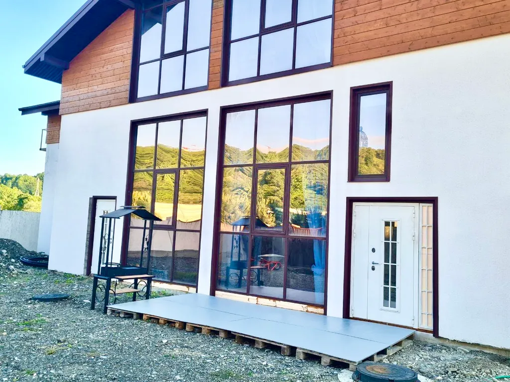 Коттедж Кругозор туан-хаус с видом на реку — аренда посуточно в Высокое