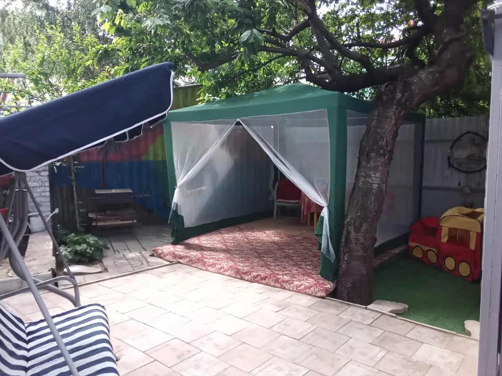 Уютное жильё с отдельным двором в центре