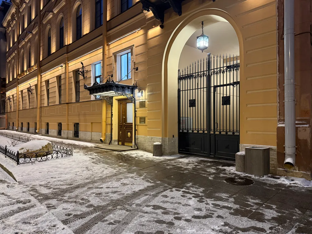 Квартира Квартира Просторная двушка (86 м2) в двух шагах от Исаакия! До 6 гостей — Санкт-Петербург