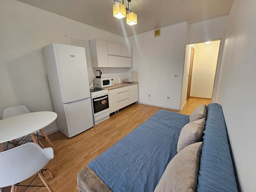 Квартира возле ТЦ Кристалл