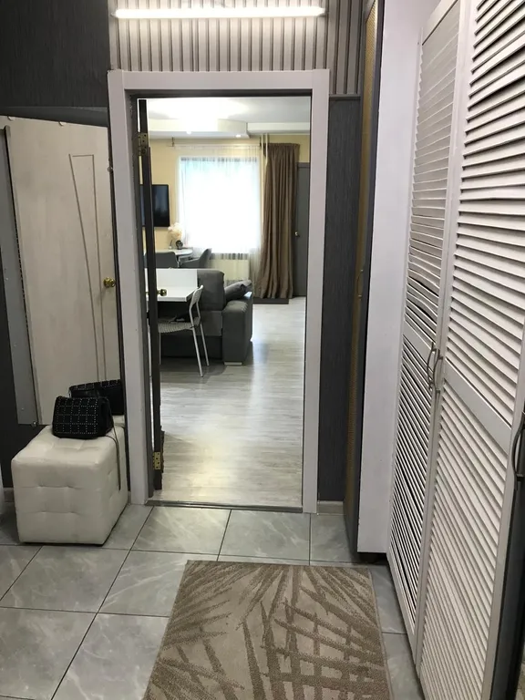 Уютный 2-этажный дом в лесном массиве с бассейном