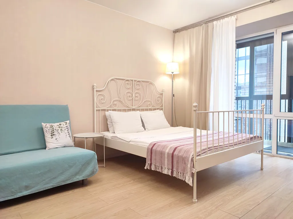 Квартира Квартира Светлая и уютная студия в Арбан Смарт — Красноярск