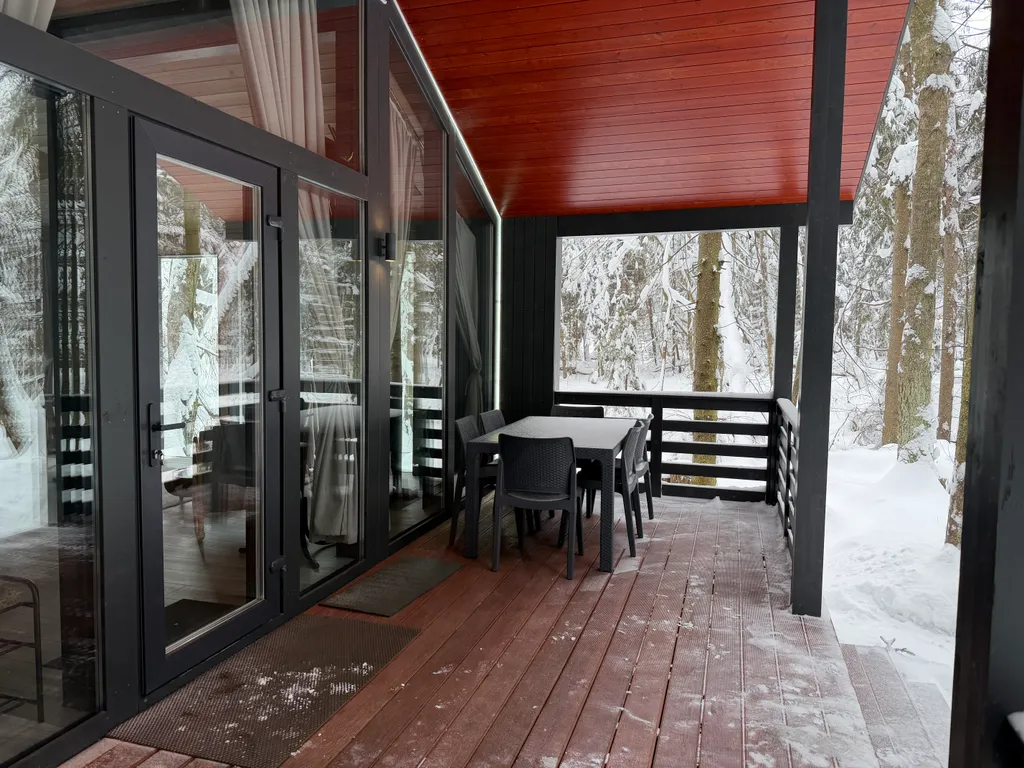 Тихий дом с камином и сауной