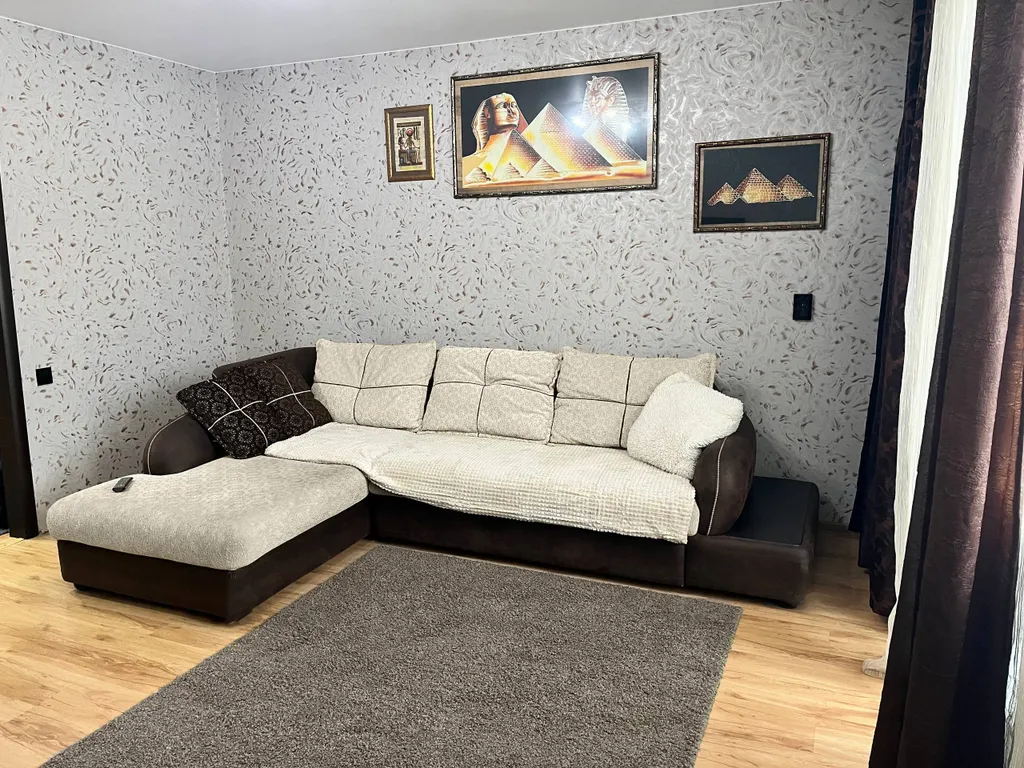 Уютная квартира в тихом районе — аренда посуточно в Нижний Тагил