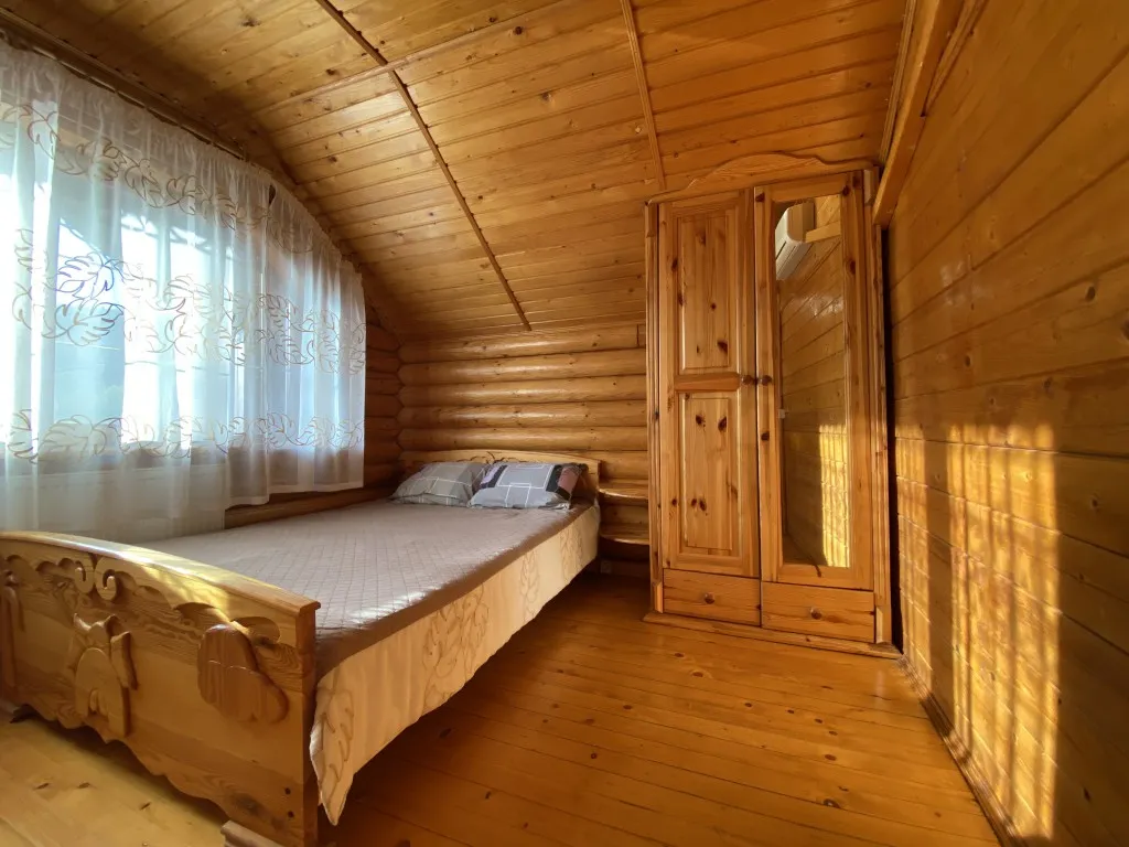 Сруб c бассейном и сауной