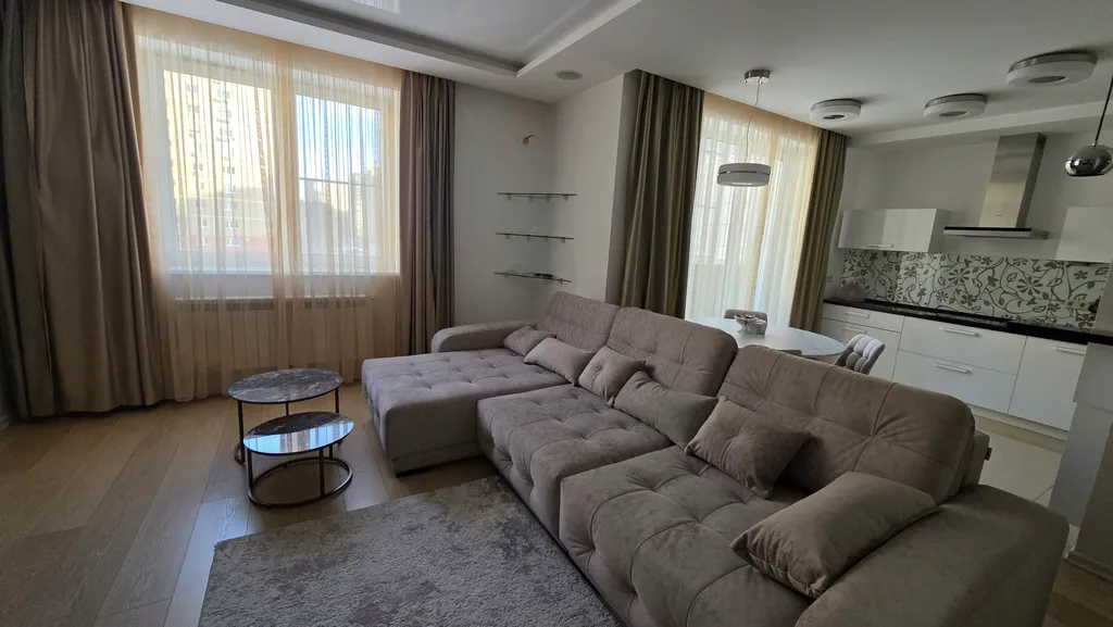 Просторная квартира в ЖК Александровский