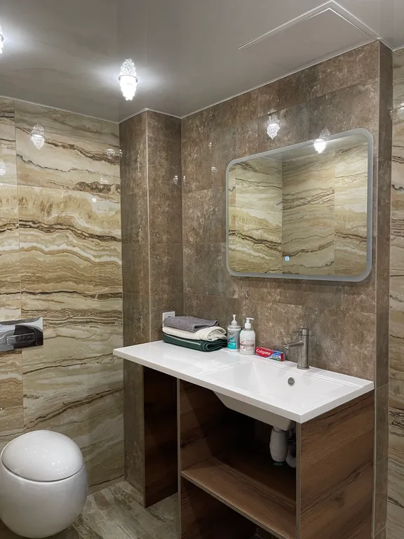 Шикарная квартира с джакузи в центре города