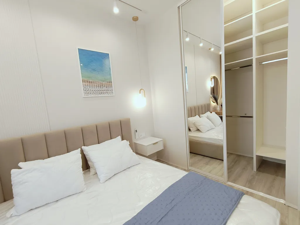 Квартира Семейные Апартаменты Monodom Lake в парке у прудов 50м2 — Москва