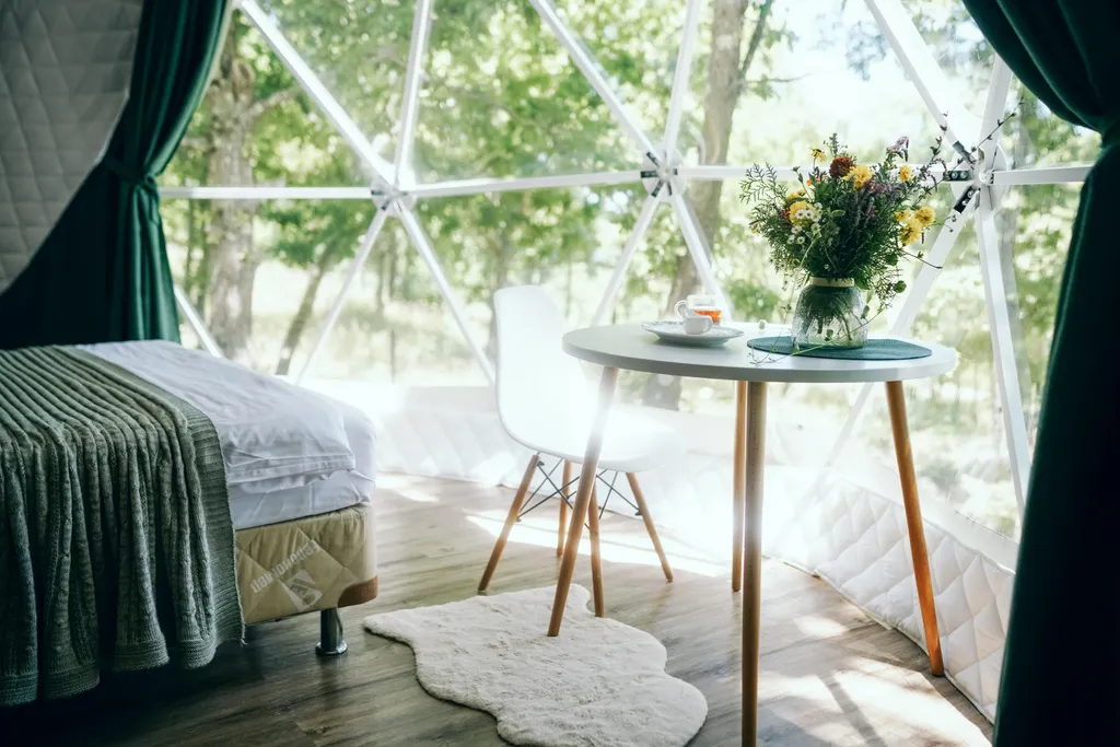 Семейный отдых в Куполе Делюкс: панорамная терраса и SPA бассейн