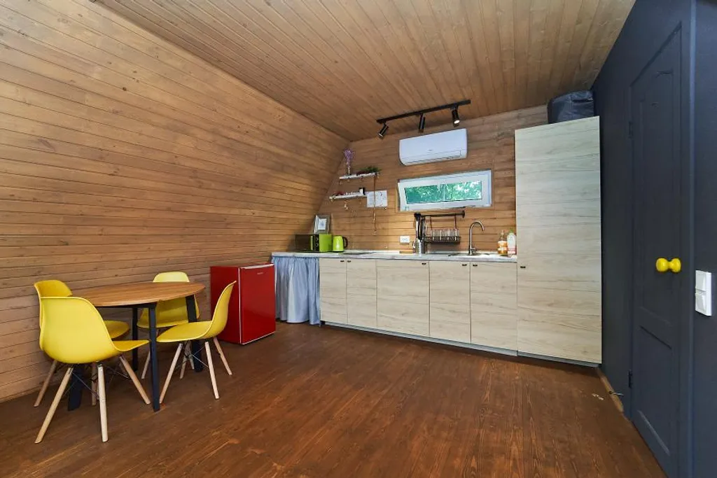 Треугольный Дом Луна