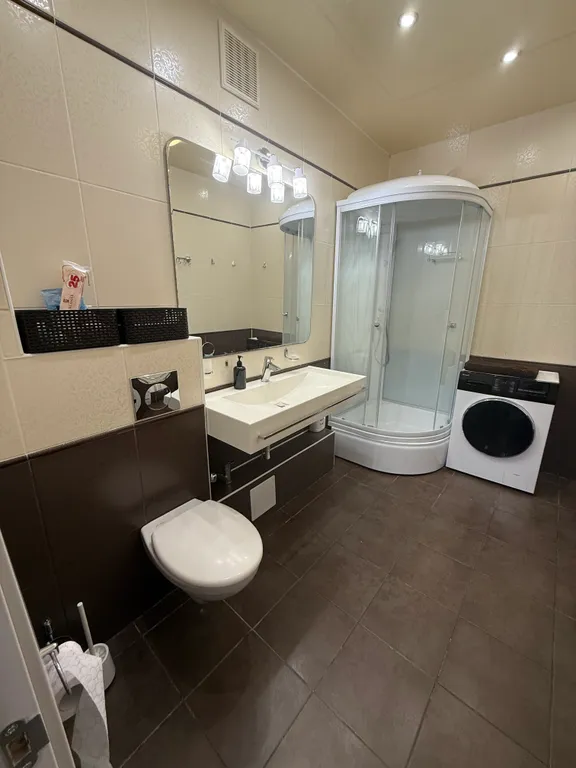 Золотая набережная напротив Кремля