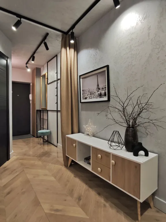 Квартира в самом центре города с авторским дизайном