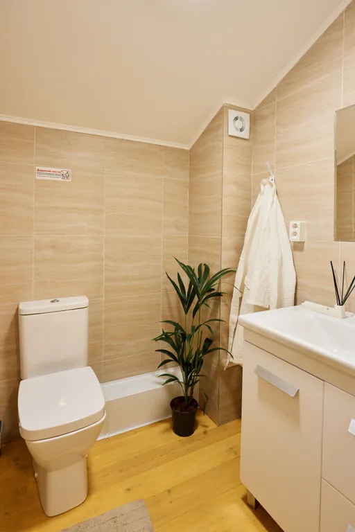 Уютный двухэтажный дом