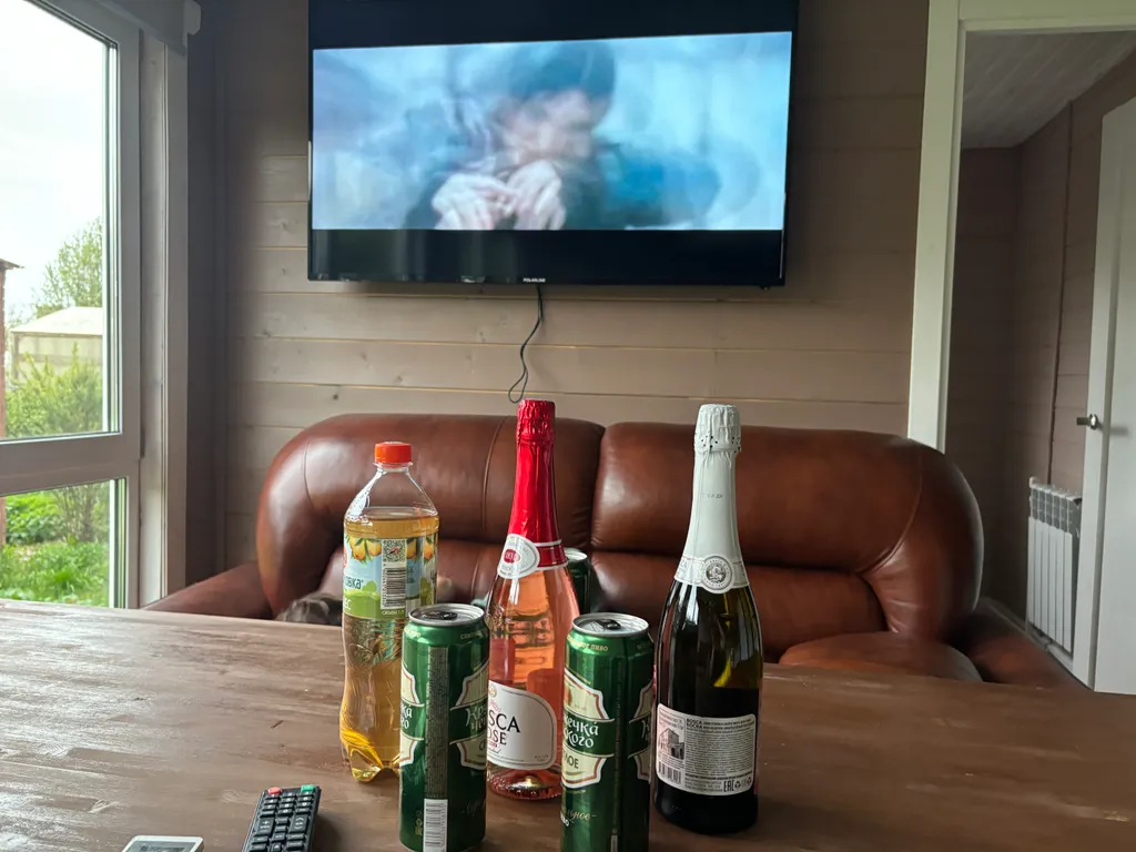 Стильный дом Скандинавия с теплым бассейном, сауной и банным чаном