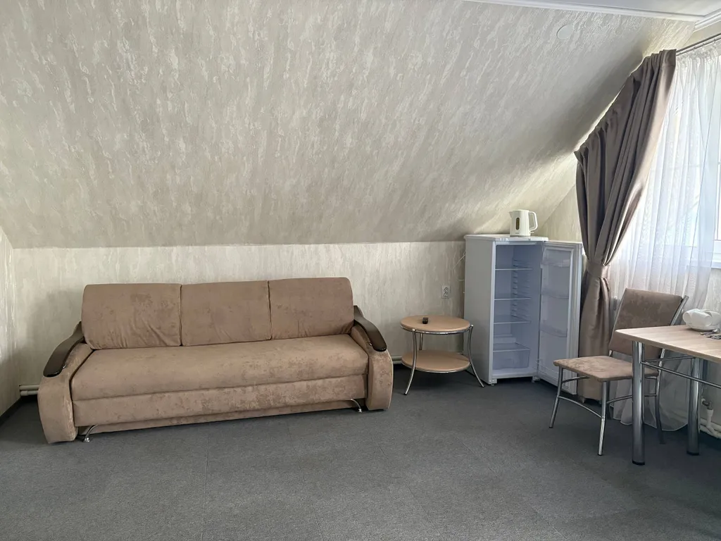 Двухместный номер люкс  семейный с видом на сад и Волгу