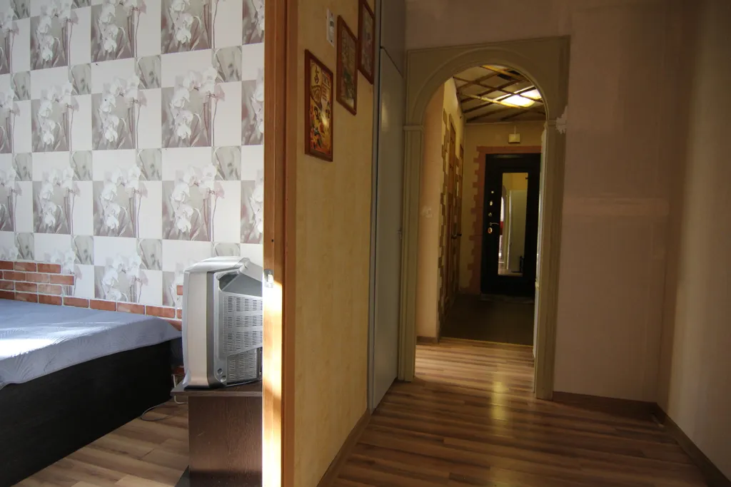 Трёхкомнатная квартира класса стандарт в спальном районе города