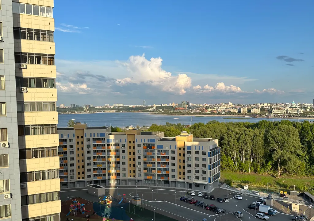 Квартира Уютная квартира в центре города с видом на акваторию реки — Казань