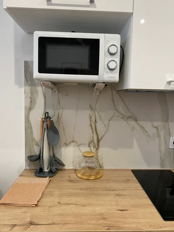 Студия в стиле Сканди с видом на Кремль