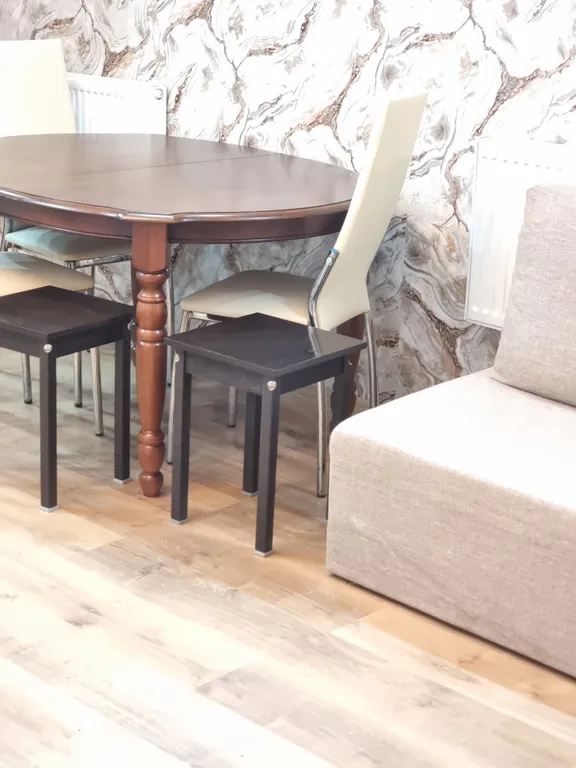 Дом у метро