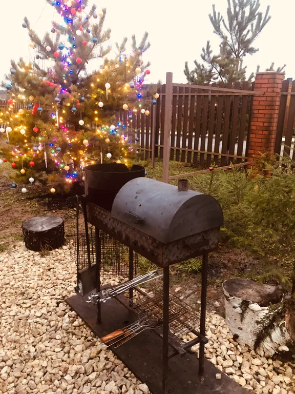 Дом у озера в стиле А-frame