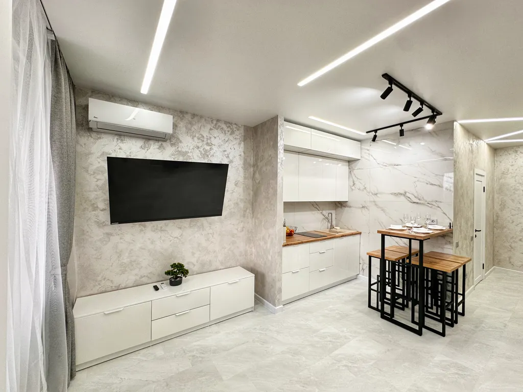 Квартира на набережной