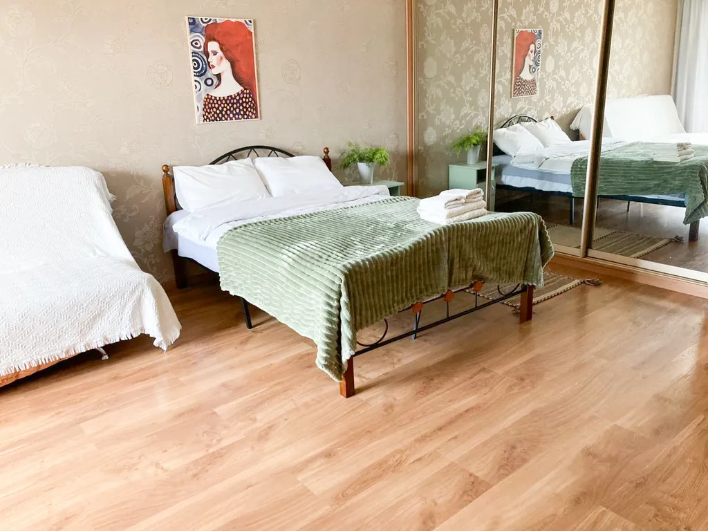 Большая двушка недалеко от жд вокзала