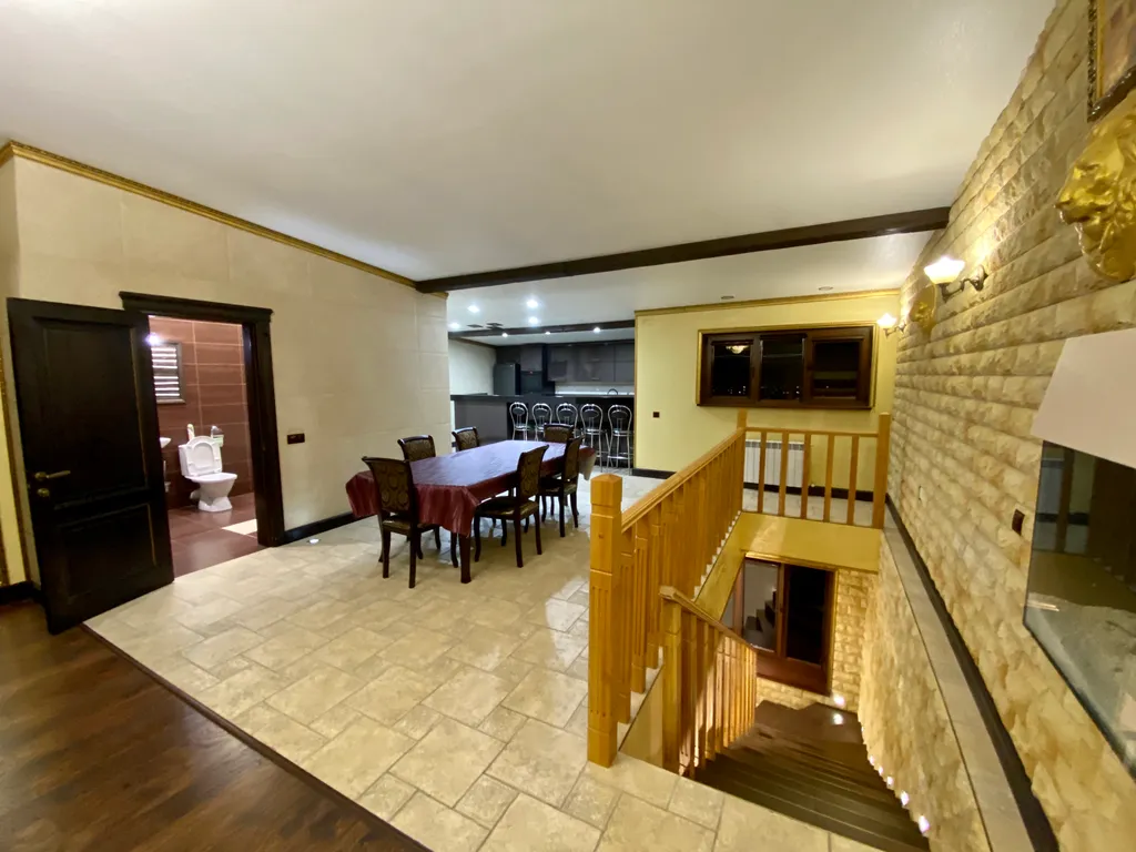 Двухуровневый пентхаус с панорамой на горы