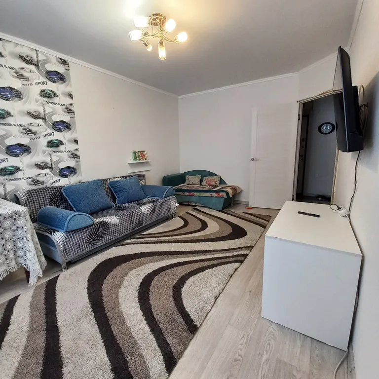 Уютная 2х комнатная вартира на Центре посуточно