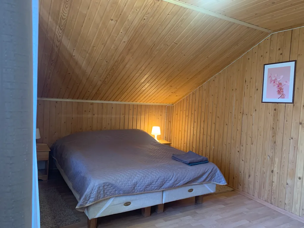 Дом в Карелии у реки с сауной