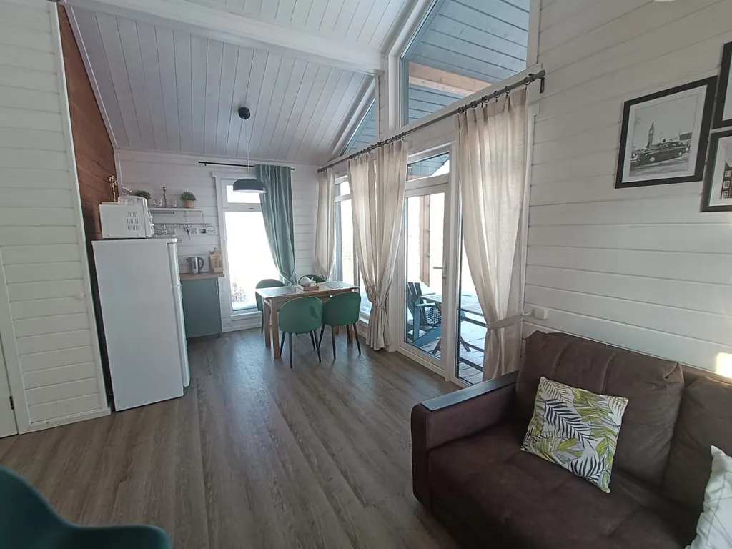 Коттедж Уютный современный дом в дали от суеты — Таштагол