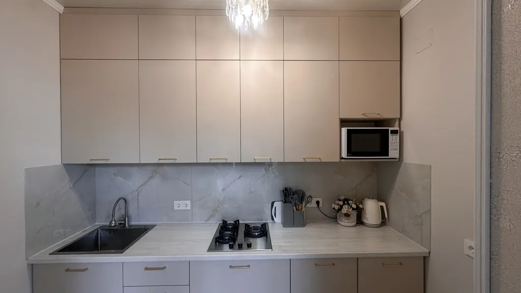 Светлая и просторная квартира в центре города Сухум