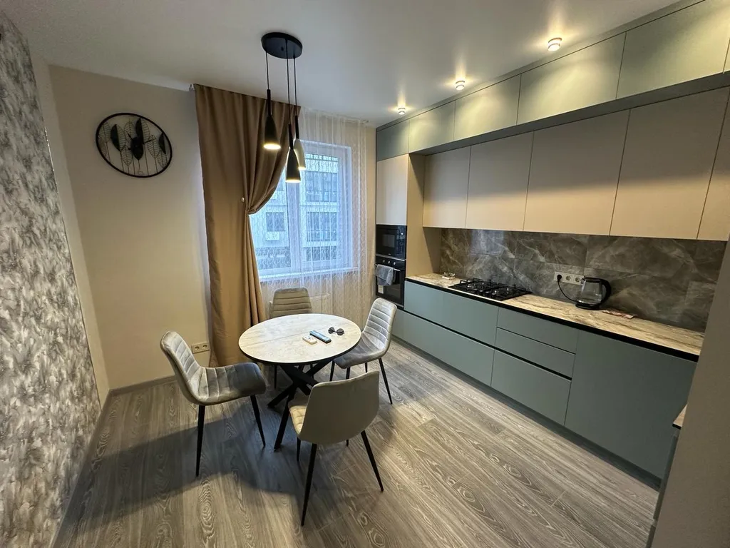 Абсолютно новая квартира, в лучшем районе города