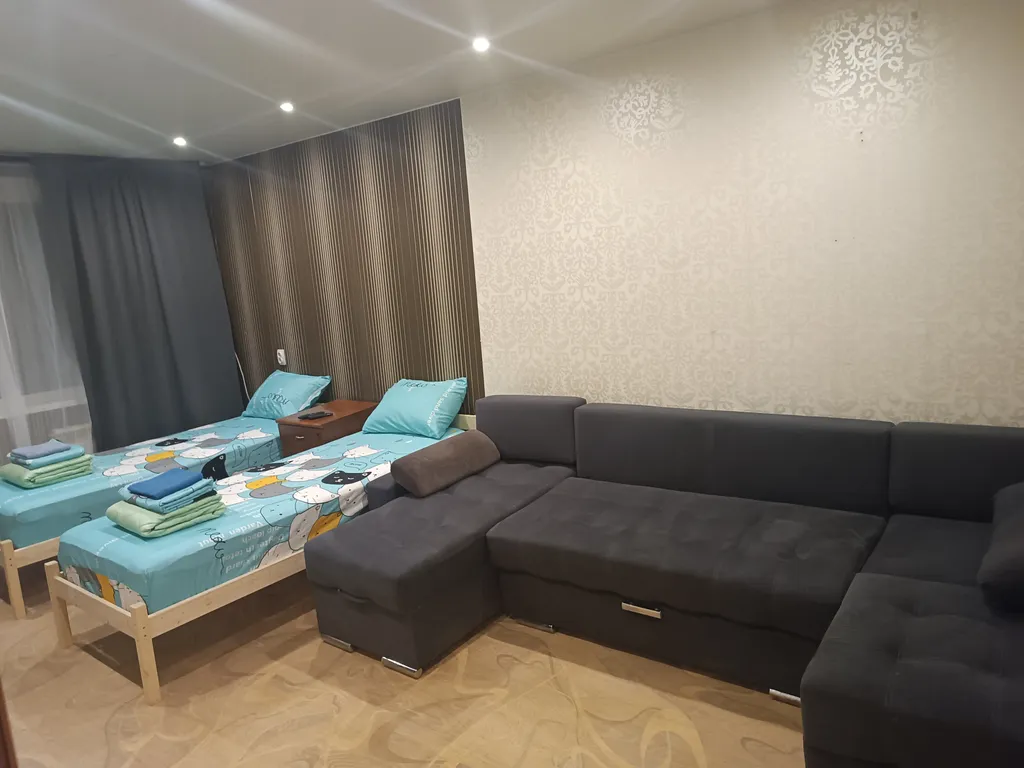 Квартира с балконом — аренда посуточно в Дзержинск