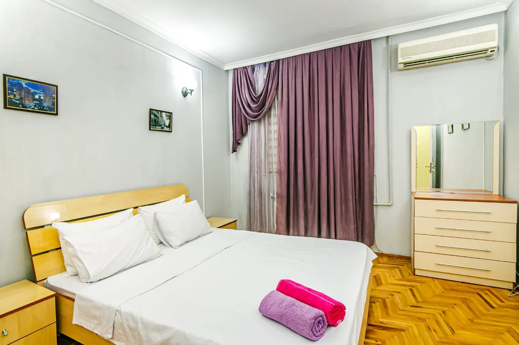 Turquoi̇se apartment