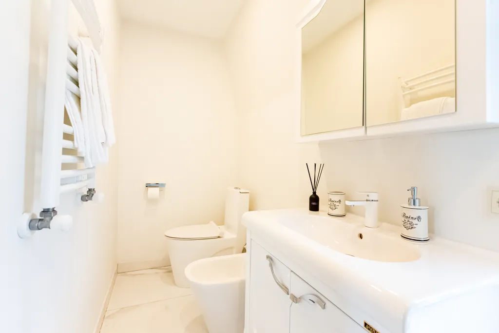 Shindisi Residence, VIP Villa