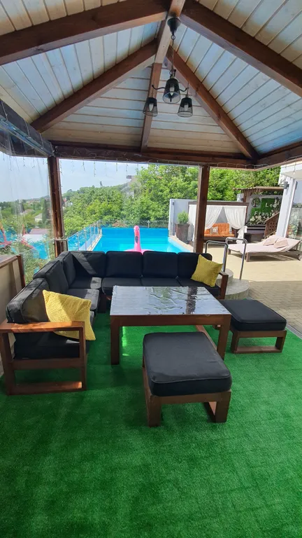 Дом с  бассейном, финской сауной, джакузи и шикарным видом на море