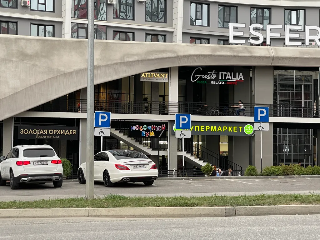 Комфортабельная евро-2-х комнатная квартира в престижном районе Нальчика