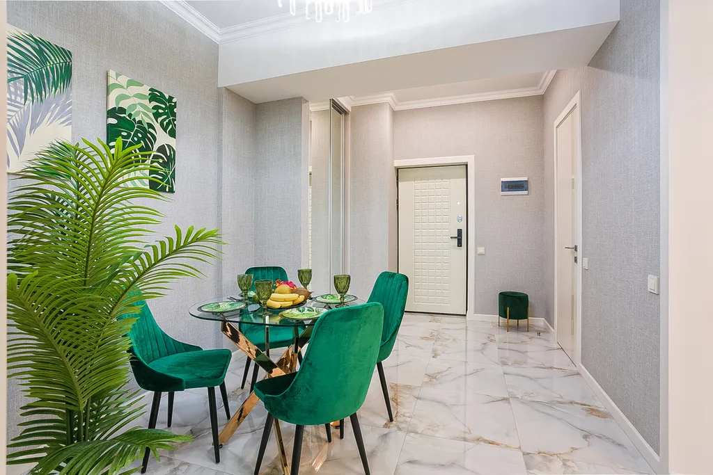 Апартамент Тропики с балконом и террасой у самого моря