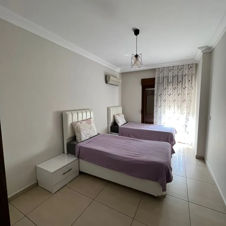 Большая квартира рядом с морем