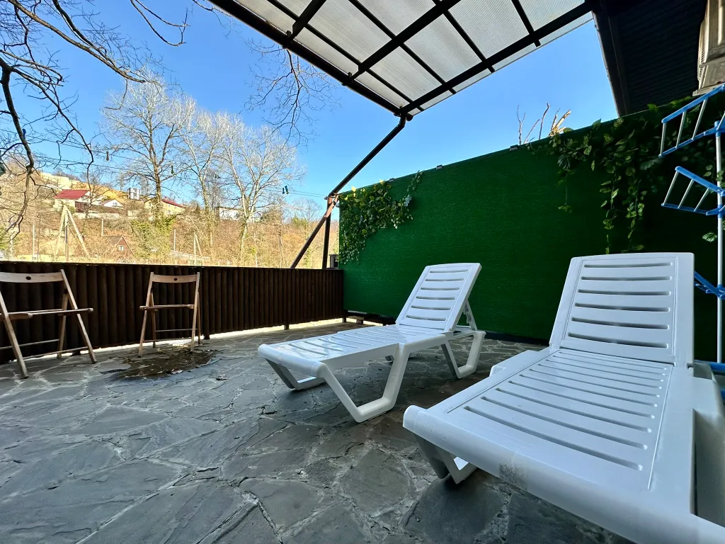 Домик у реки