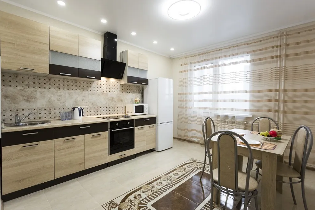 Квартира Просторная 3-х комнатная в центре — аренда посуточно в Оренбург