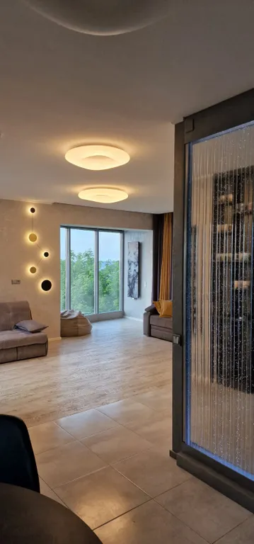 Апартамент с потрясающим видом, шумом и запахом моря