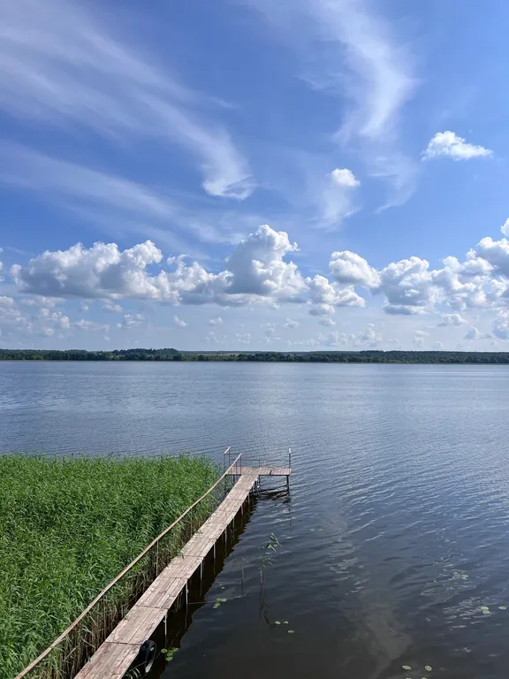 Домик у озера Свирь