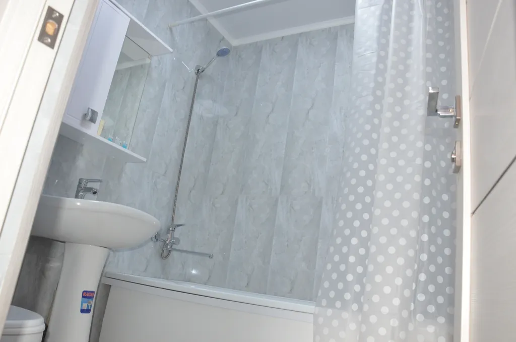 Уютная студия 2, расположенная вблизи аэропорта и ЖД вокзала