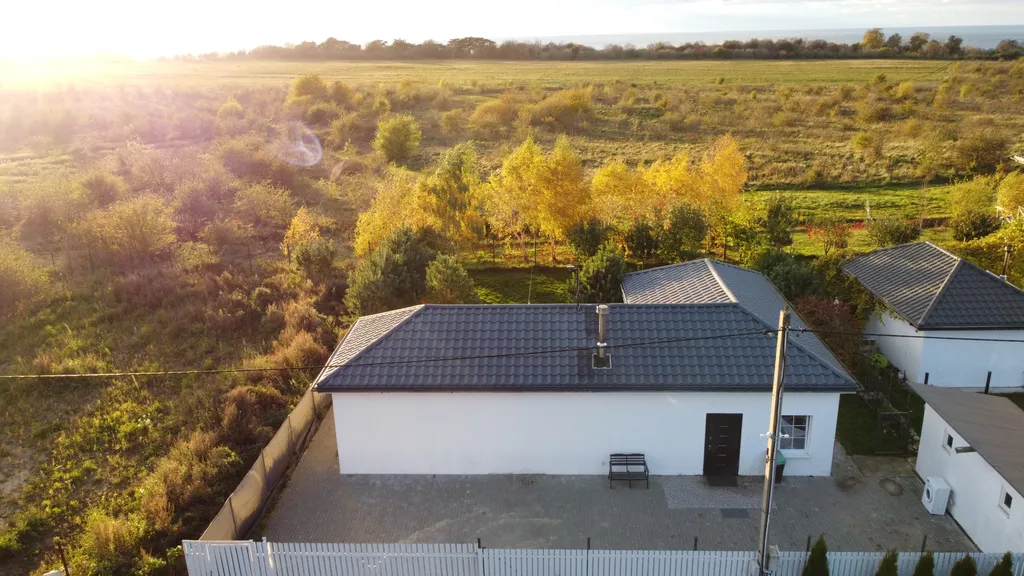 Коттедж Дом с террасой на берегу моря — аренда посуточно в Синявино