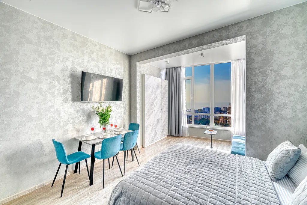 Студия с видом на море