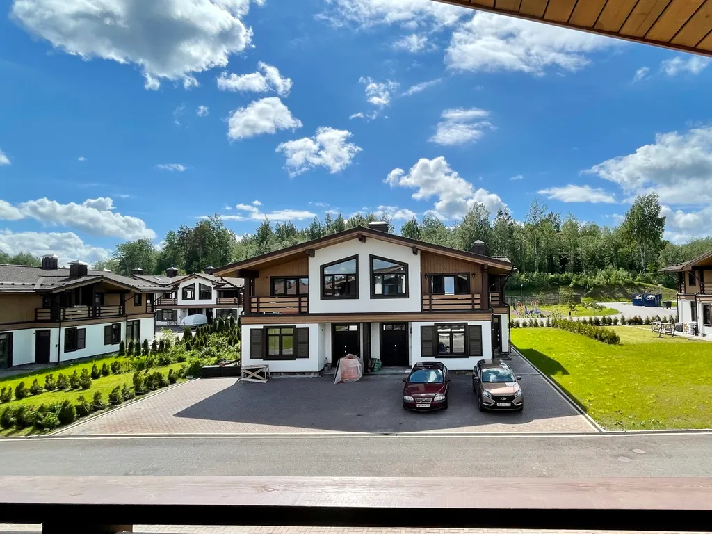 Альпийское Шале на курорте Охта Парк