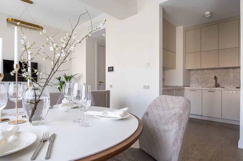 Апартамент люкс с балконом Королевский Вид