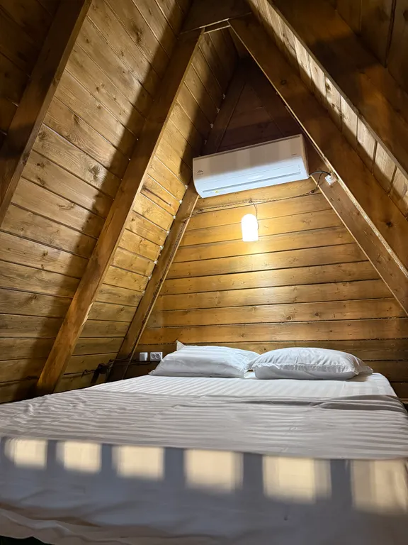 Уютное место для отдыха с красивым видом