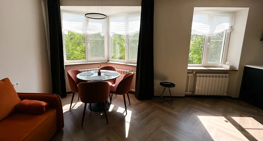 Уютная квартира с дизайнерским новым ремонтом в центе города